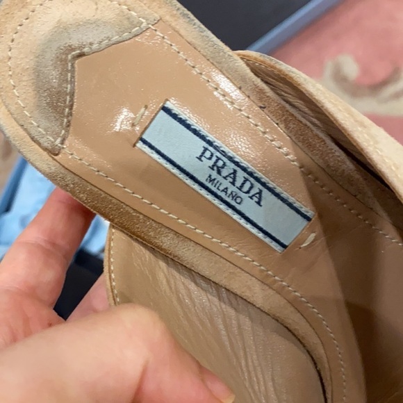 Prada / Calzature Donna suede v cut block heel mule in nude natural 6 36 - Picture 5 of 5